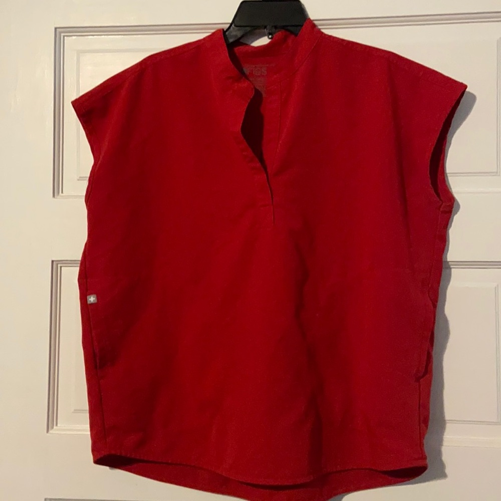 Figs Rafaela oversized scrub top size small